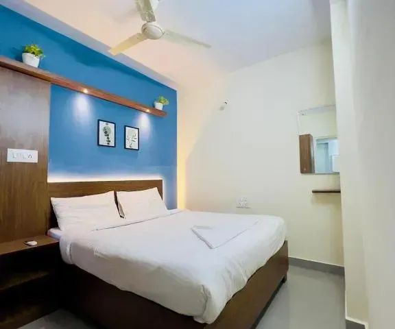 Photo 2 of 10 at StayhomeStays Prime