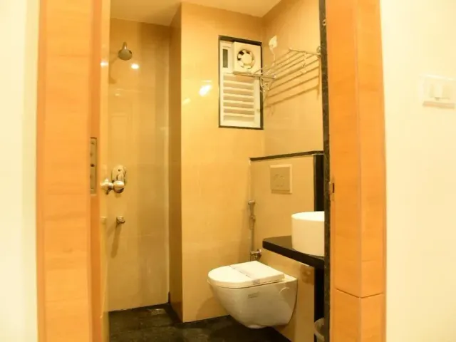 Photo 8 of 10 at Hotel U.T.ELITE