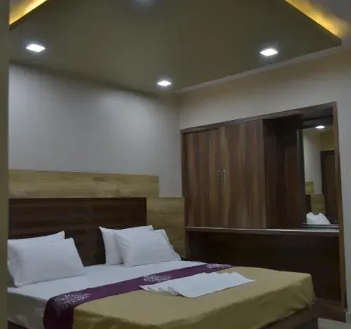 Photo 8 of 10 at Hotel Saarang Forever