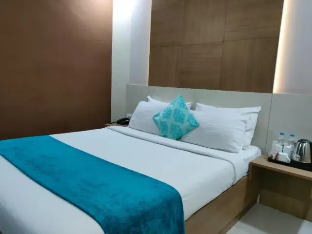 Photo 3 of 10 at Hotel Geo