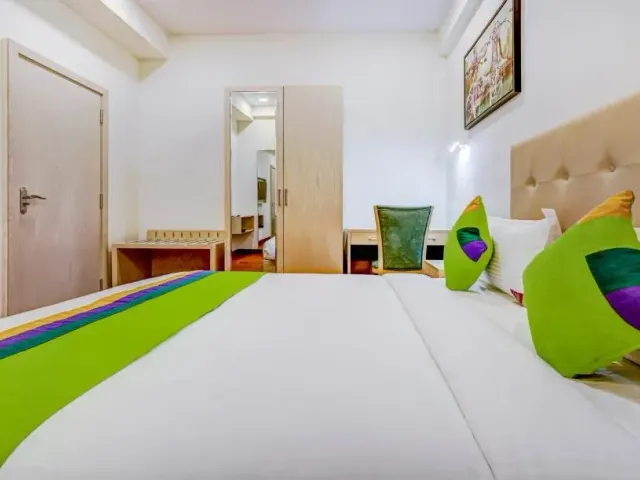Photo 4 of 10 at Treebo Galaxy Suites Near Yeshwanthpur Railway Station
