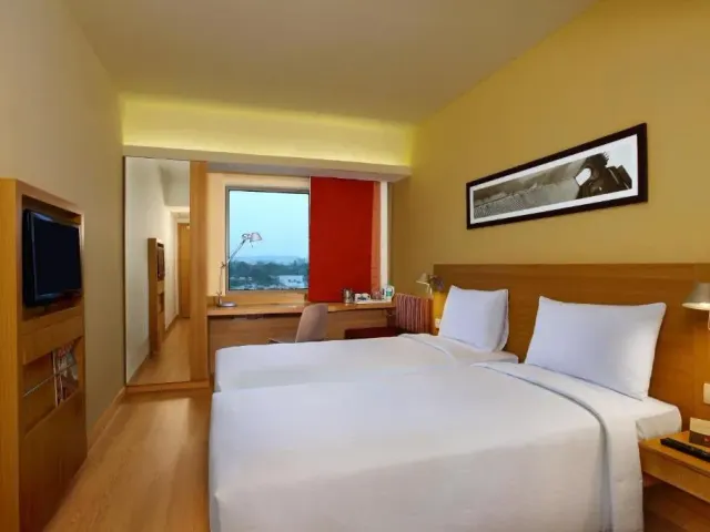 Photo 5 of 10 at ibis Bengaluru Hosur Road - An Accor Brand