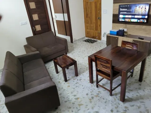 Photo 5 of 10 at Castle Hebbal Service Apartments