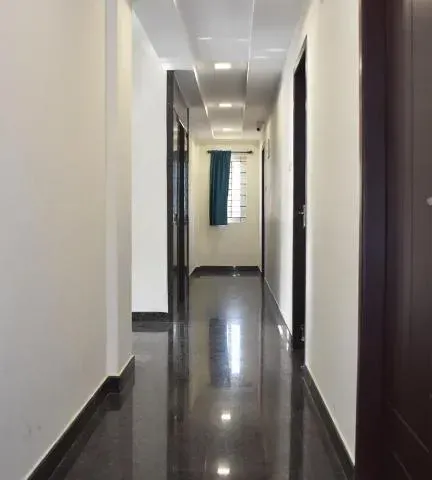 Photo 5 of 10 at Symphony Suites