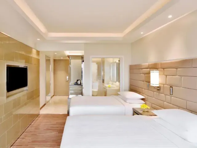 Photo 2 of 10 at Courtyard by Marriott Bengaluru Hebbal