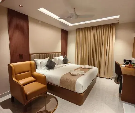 Photo 2 of 10 at ROYAL ACE BOUTIQUE HOTEL - Bhartiya City