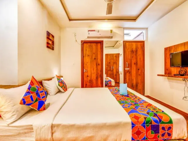 Photo 5 of 10 at FabHotel Vista Suites - Frazer Town