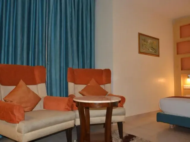Photo 10 of 10 at Hotel Silicrest
