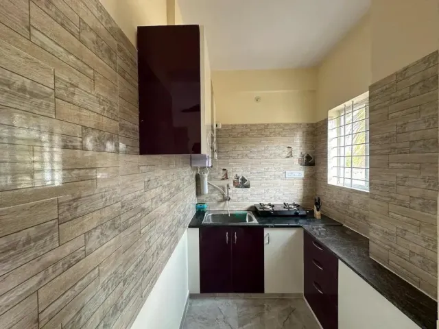 Photo 8 of 10 at Cozy Room 1Bhk with Lift 201