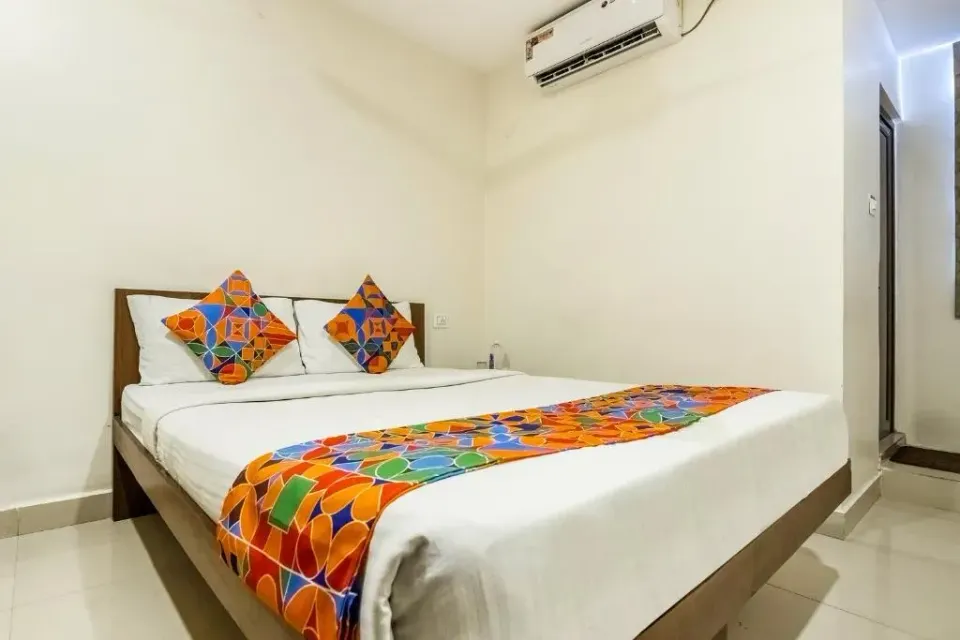 Photo 1 of 10 at FabHotel VJR HSR