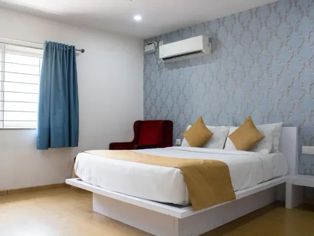 Photo 3 of 10 at Mystic Hotel Koramangala