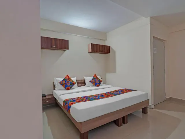 Photo 2 of 10 at FabHotel Blueberry - Bellandur