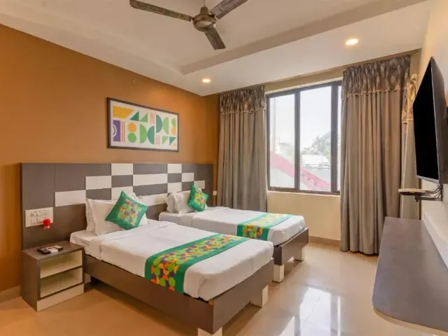 Photo 5 of 10 at Treebo Premium Raj Elegance Manyata Tech Park