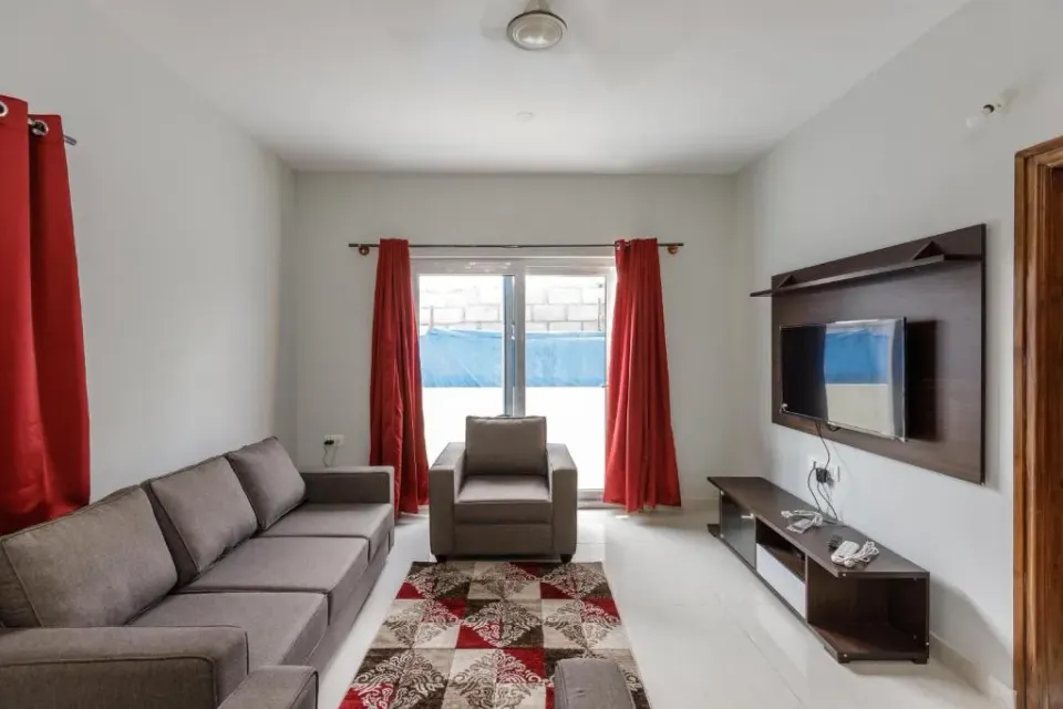 Photo 1 of 10 at Pinnacle Serviced Apartments
