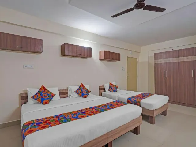 Photo 4 of 10 at FabHotel Blueberry - Bellandur