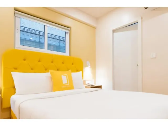 Photo 2 of 10 at Bloom Hotel - HSR Club