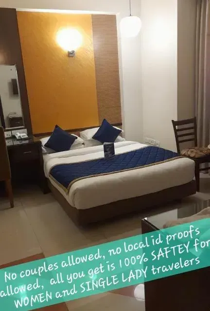 Photo 1 of 10 at Hotel Silicrest