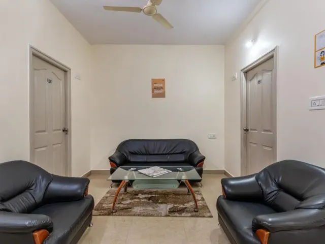 Photo 4 of 10 at Itsy Hotels Manyu Inn