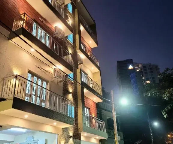 Photo 6 of 10 at Castle Hebbal Service Apartments