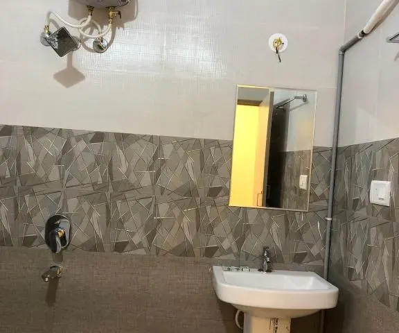 Photo 3 of 10 at Hotel Amulya Regency