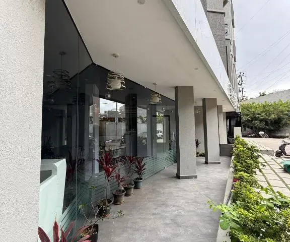 Photo 3 of 10 at FLORA SUITES