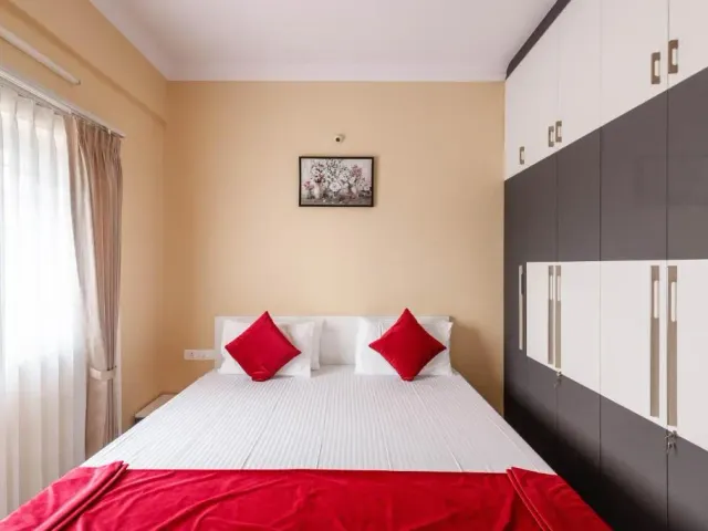 Photo 2 of 10 at Pinnacle Serviced Apartments