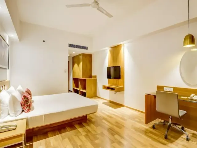 Photo 3 of 10 at Lemon Tree Hotel Electronics City