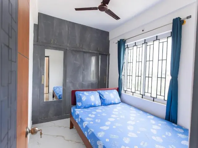 Photo 2 of 10 at 1BHK 2km From Hosa Road Metro with lift 202