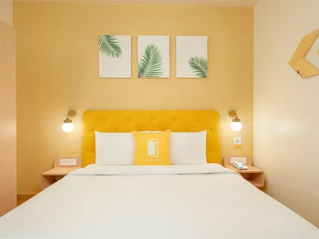 Photo 2 of 10 at Bloom Hotel - Jayanagar