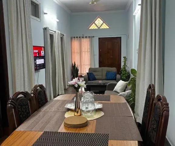 Photo 8 of 10 at Spacious 2BR Home in Prime Halasuru Near MG Road