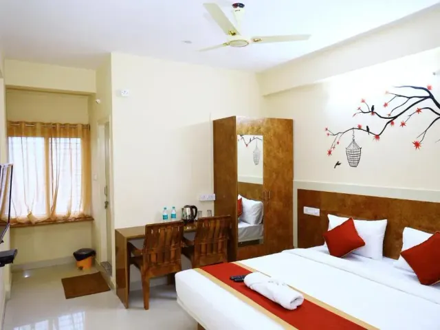 Photo 2 of 10 at Sasthi Suites