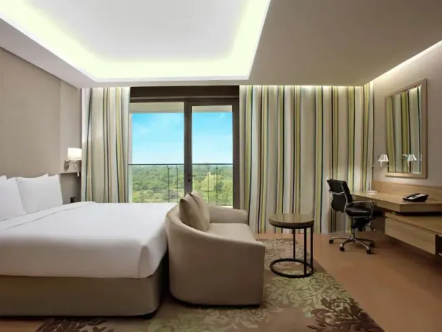 Photo 9 of 10 at DoubleTree Suites by Hilton Bengaluru Outer Ring Road