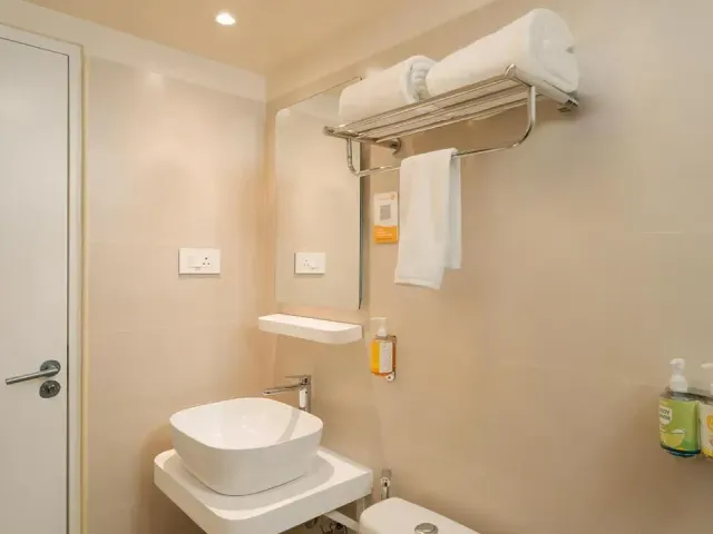 Photo 3 of 10 at Bloom Hotel - Jayanagar