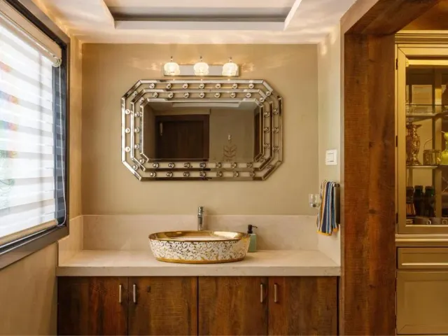 Photo 7 of 10 at Platinum Arc by Red Olive 3BHK Koramangala Blr