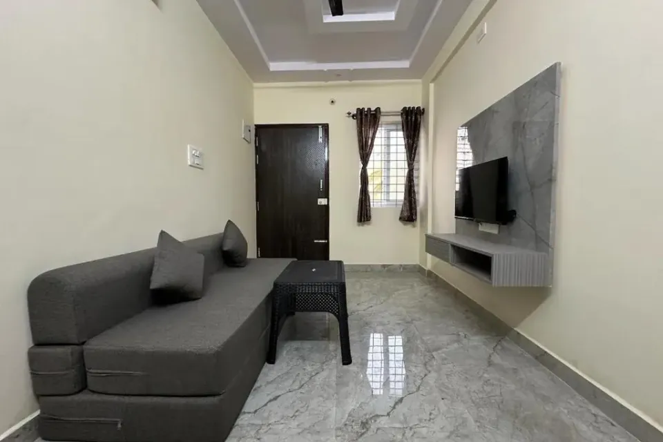 Photo 1 of 10 at Cozy Room 1Bhk with Lift 602