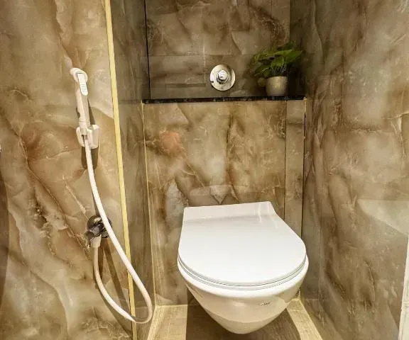 Photo 8 of 10 at Lux Living Hotel