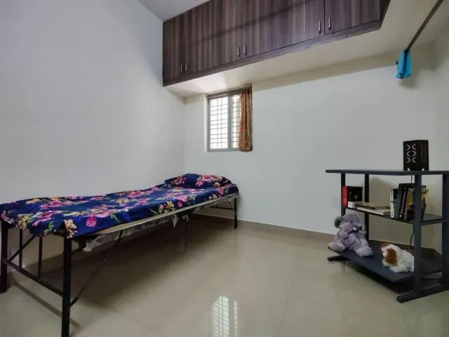 Photo 5 of 10 at Comfy 2-bedroom House in Sanjaynagar, Bengaluru