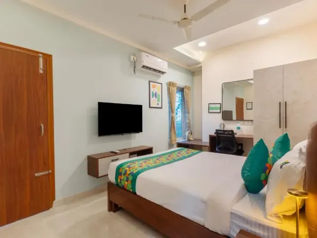 Photo 3 of 10 at Treebo Emirates Suites - Near Wipro Sarjapur Road
