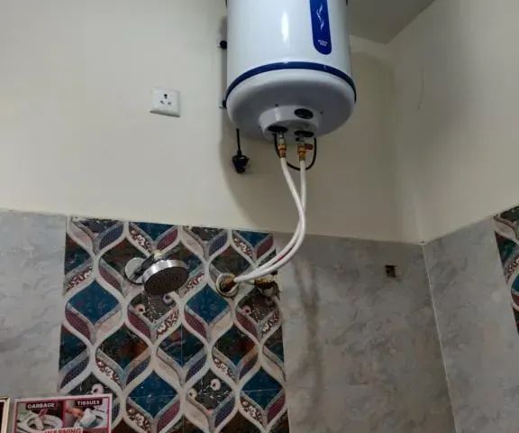 Photo 8 of 10 at Castle Hebbal Room with Kitchen