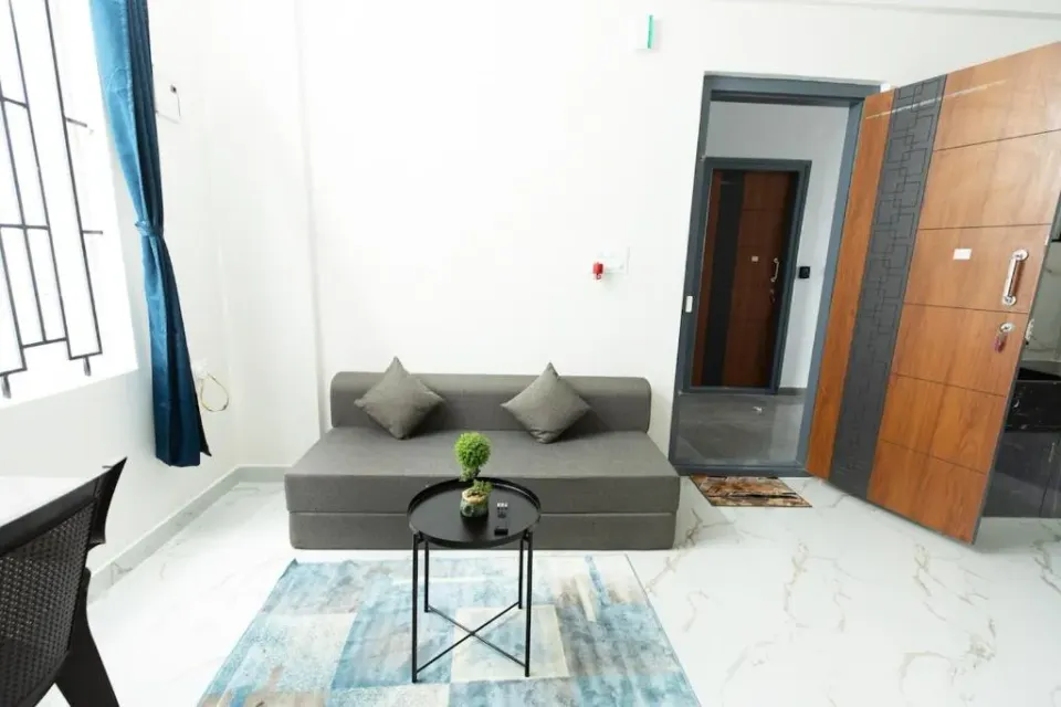 Photo 1 of 10 at 1BHK 2km From Hosa Road Metro with lift 202
