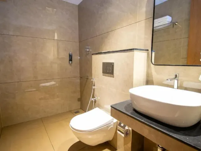 Photo 2 of 10 at Hotel Sing 65