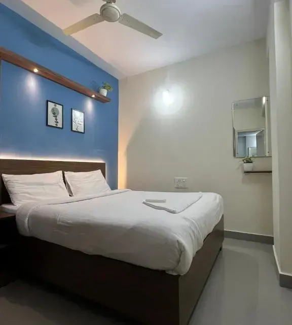 Photo 1 of 10 at StayhomeStays Prime