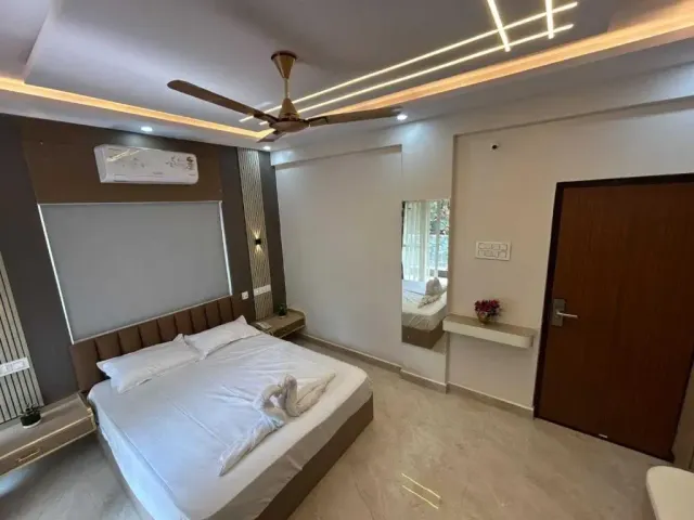 Photo 3 of 10 at IAN Hotels