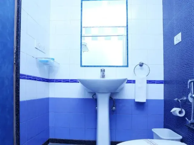 Photo 6 of 10 at Treebo Edha Suites Koramangala
