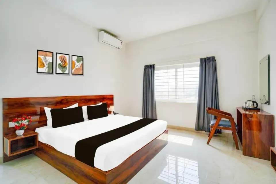 Photo 1 of 10 at Super Townhouse Hebbal Dasarahalli Formerly Otium Suites
