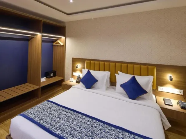 Photo 2 of 10 at Grand Continent Brookefield - A Sarovar Portico Affiliate Hotel