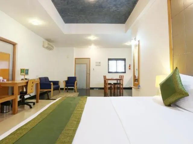 Photo 9 of 10 at Treebo Edha Suites Koramangala