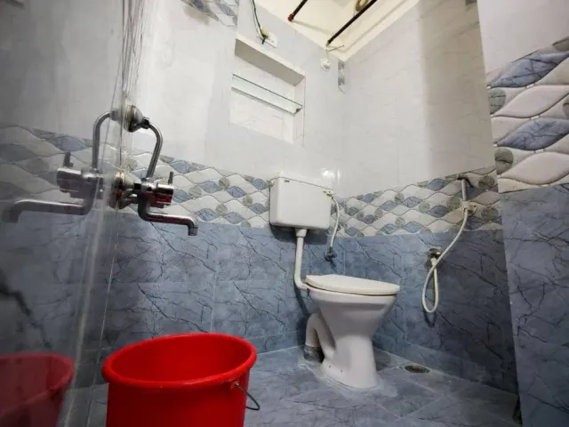 Photo 9 of 10 at Comfy 2-bedroom House in Sanjaynagar, Bengaluru