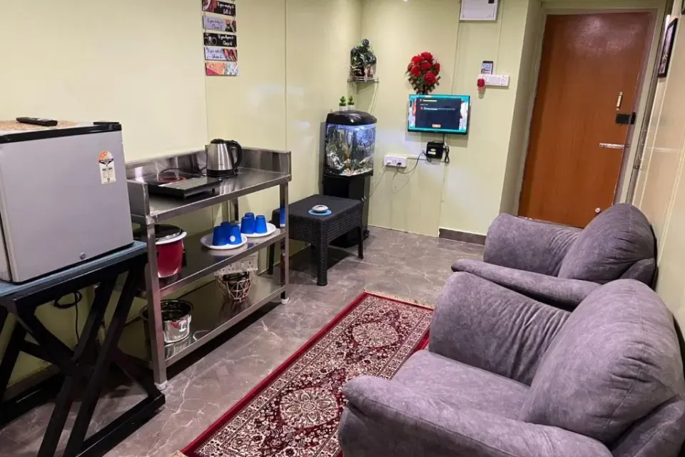 Photo 1 of 10 at 2BHK Cozy Prime Homestay Near BIEC & IKEA Bangalore
