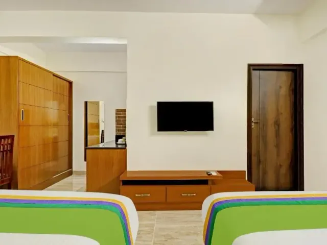 Photo 9 of 10 at Treebo Celebrity Hotels And Suites